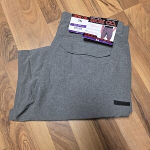 Iron Co. Gray Men's Cargo Shorts